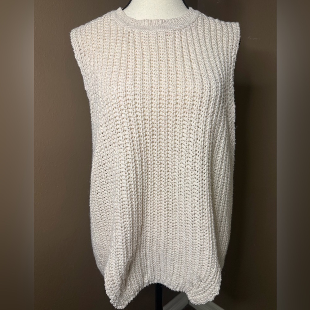 POL Ivory Chunky Knit Sleeveless Oversized Sweater Vest Size Small